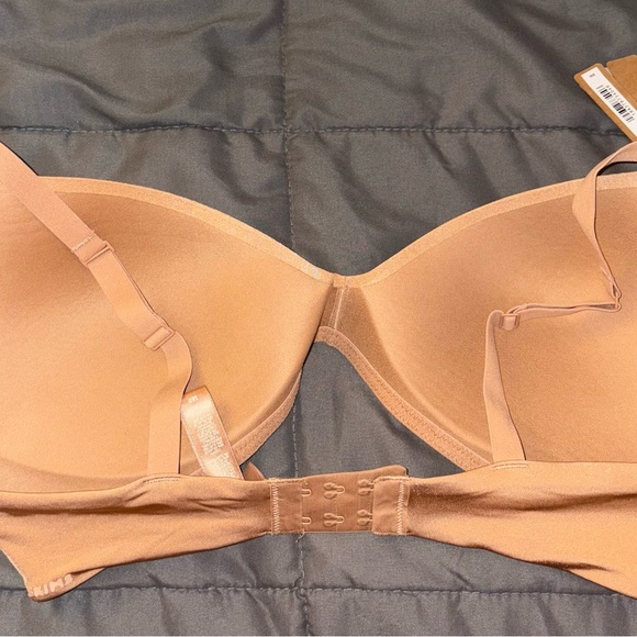 🤎 NWT Skims Wireless Form T-Shirt Bra 36DD - Picture 4 of 6